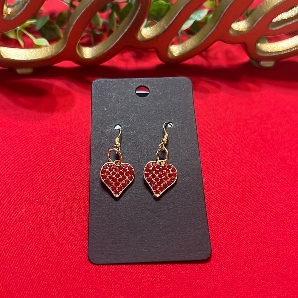 Beautiful Rhinestone Heart Earrings